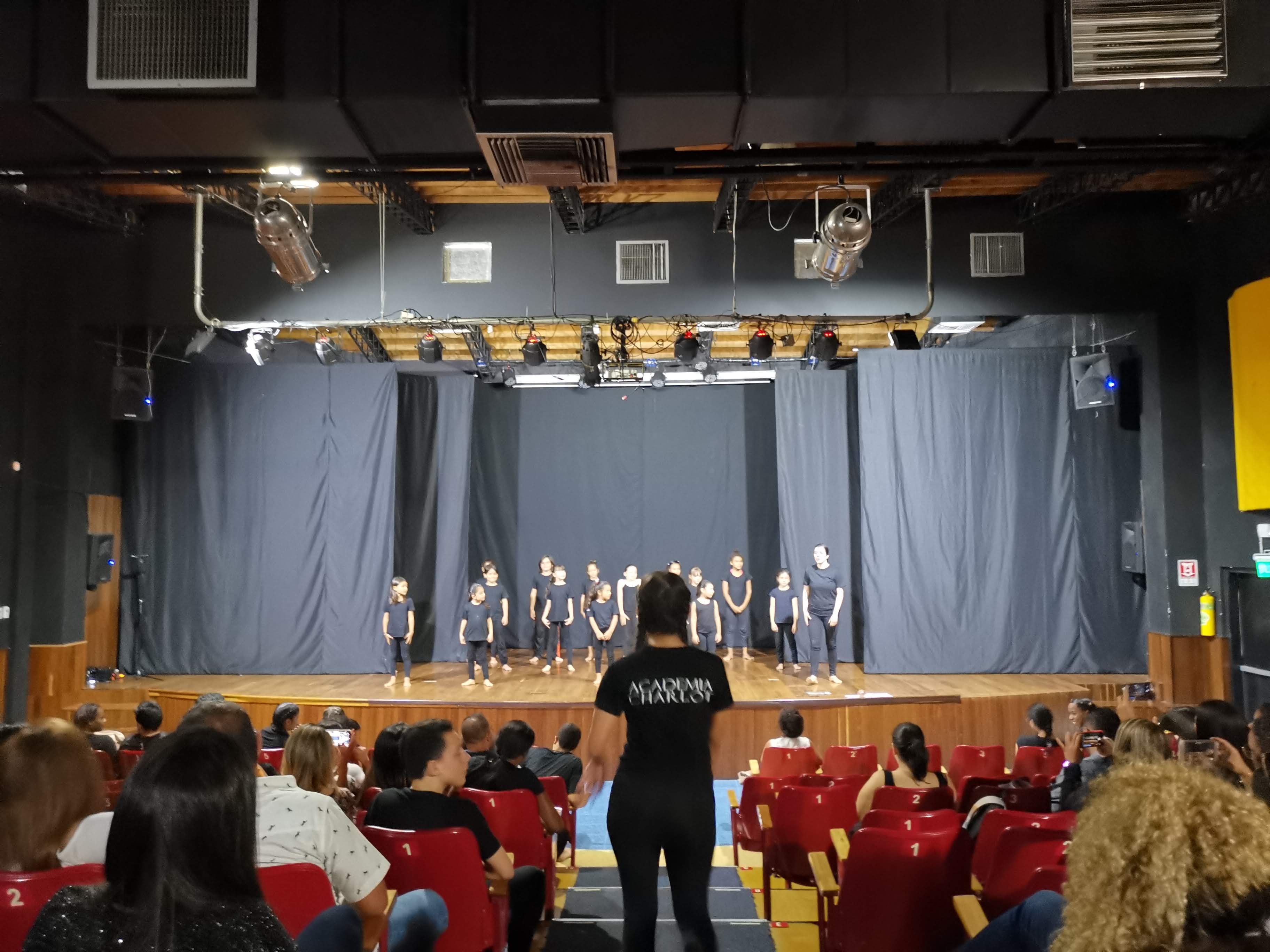 Muestra de Academia Charlot Medellín
